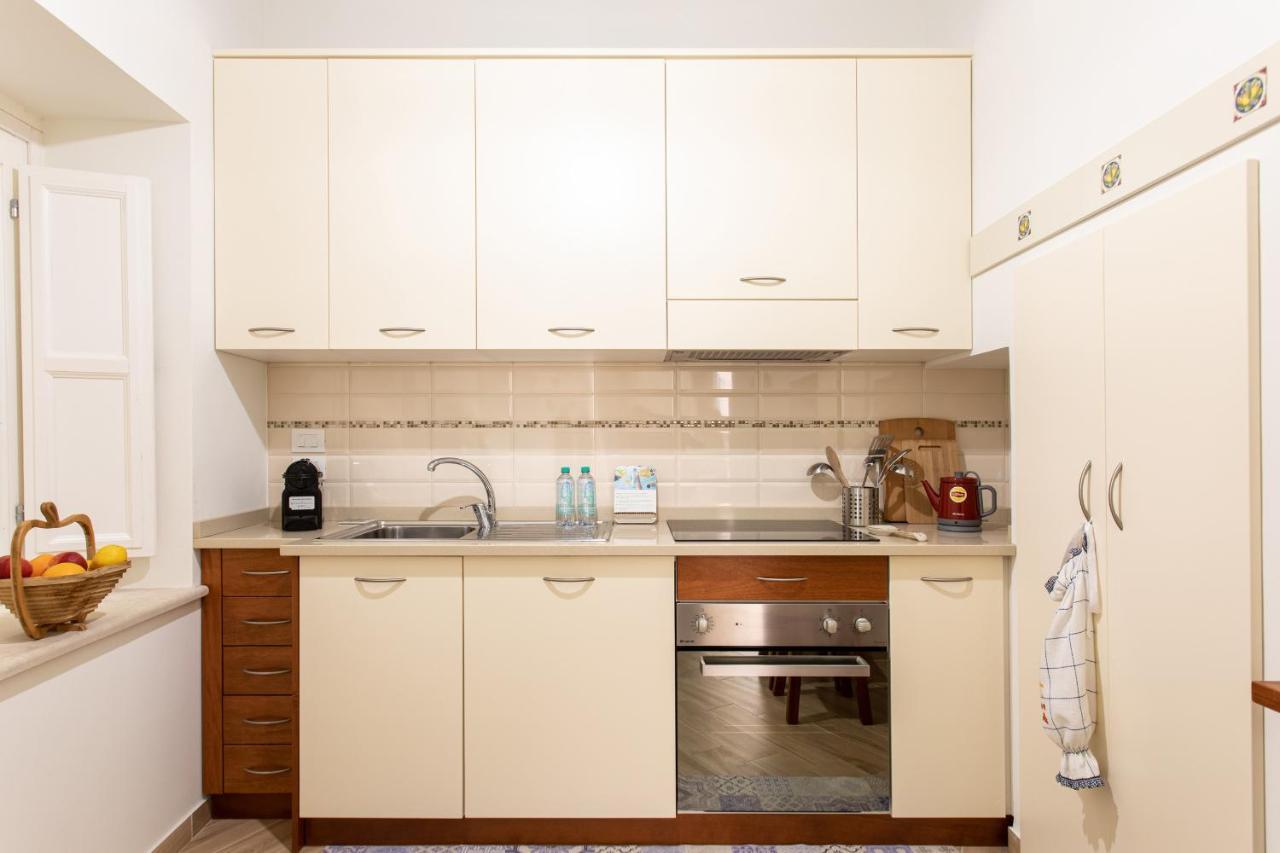 Appartamento Al Consiglio Reginale By Wonderful Italy Syrakusa Exteriör bild